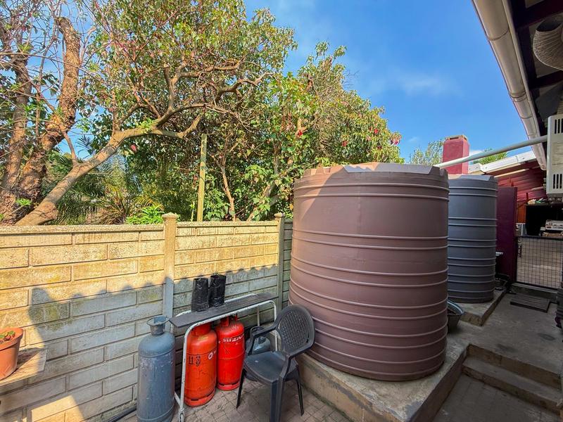 6 Bedroom Property for Sale in Denneoord Western Cape